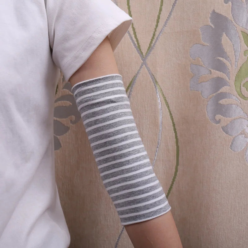 1 pair of elbow Summer Thin arm Guard Air conditioning room warm joint Arm Elbow cover Sports cover Scar Tattoo fashion